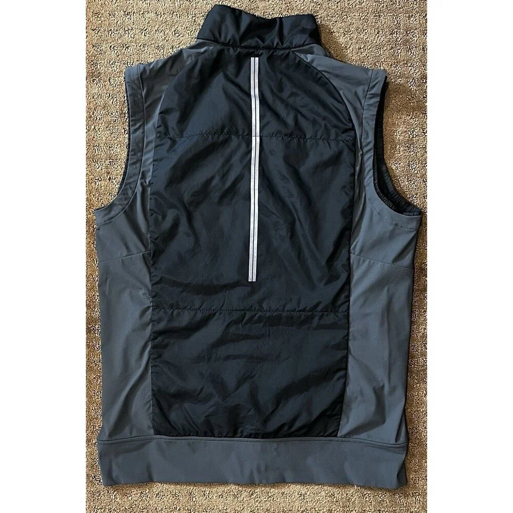 Brooks Running Vest Men’s Medium Black Full Zip Lightweight Insulated Athletic